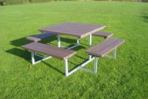 ee842e3019fee30e4ca87cc93974d54b_M